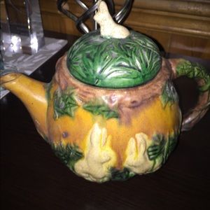 Vintage Majolica Bunny Tea Pot